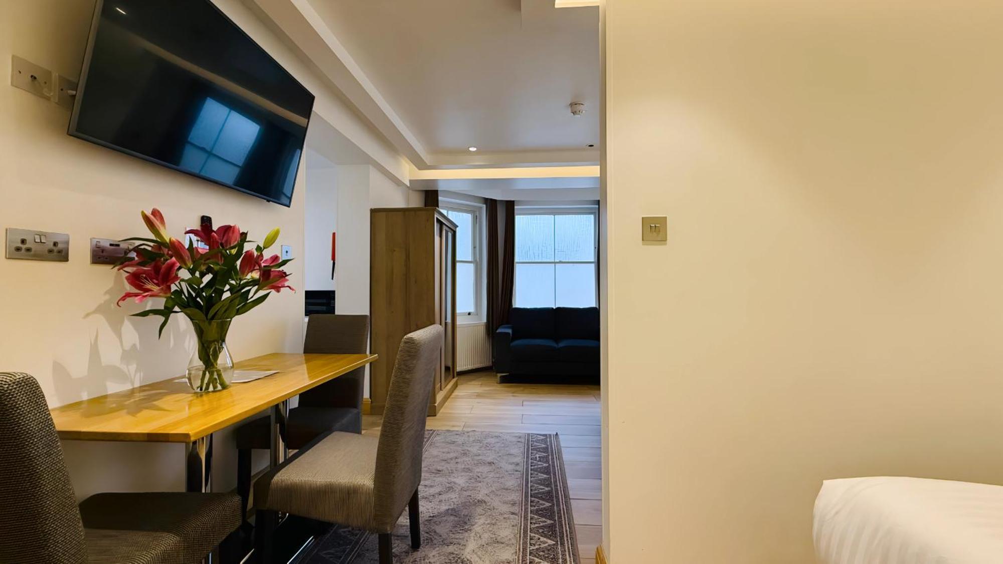 Osborne Aparthotel Истборн Екстериор снимка