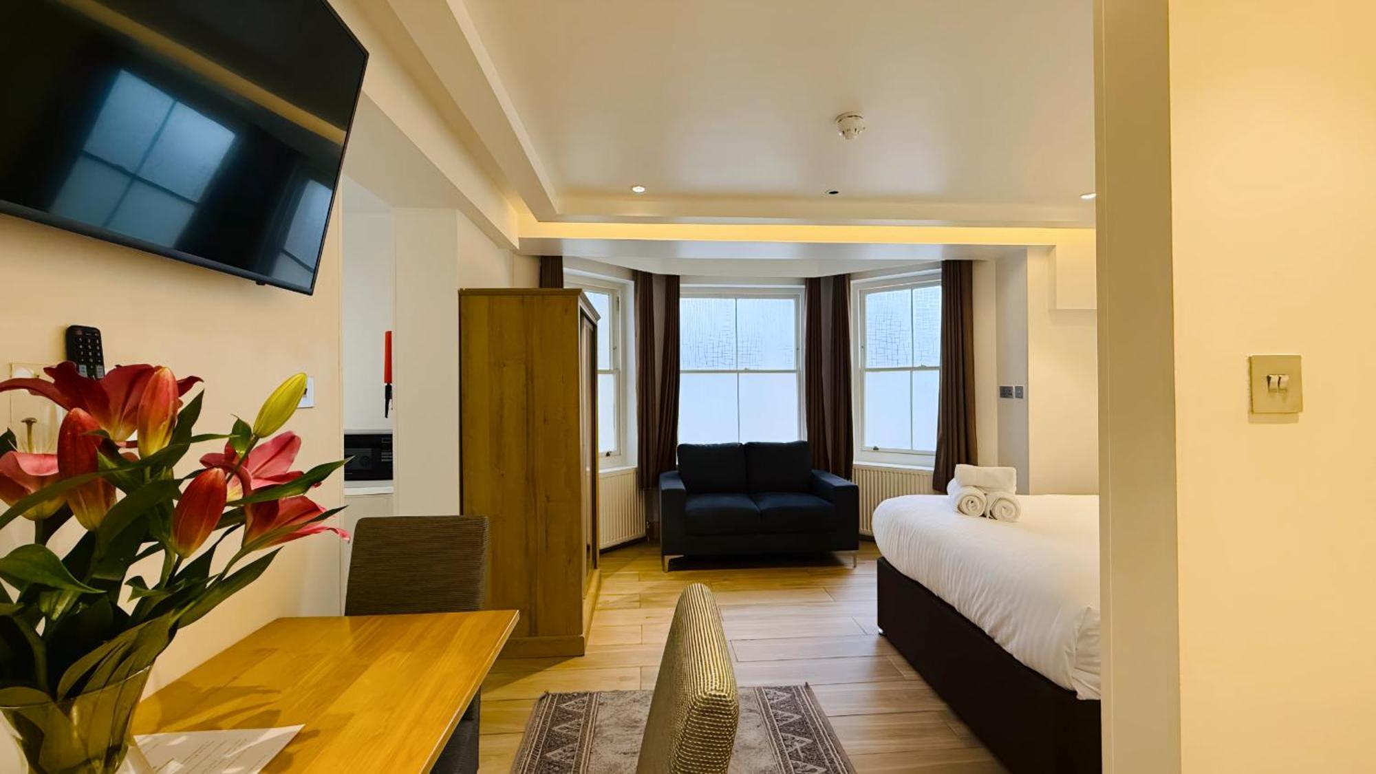 Osborne Aparthotel Истборн Екстериор снимка