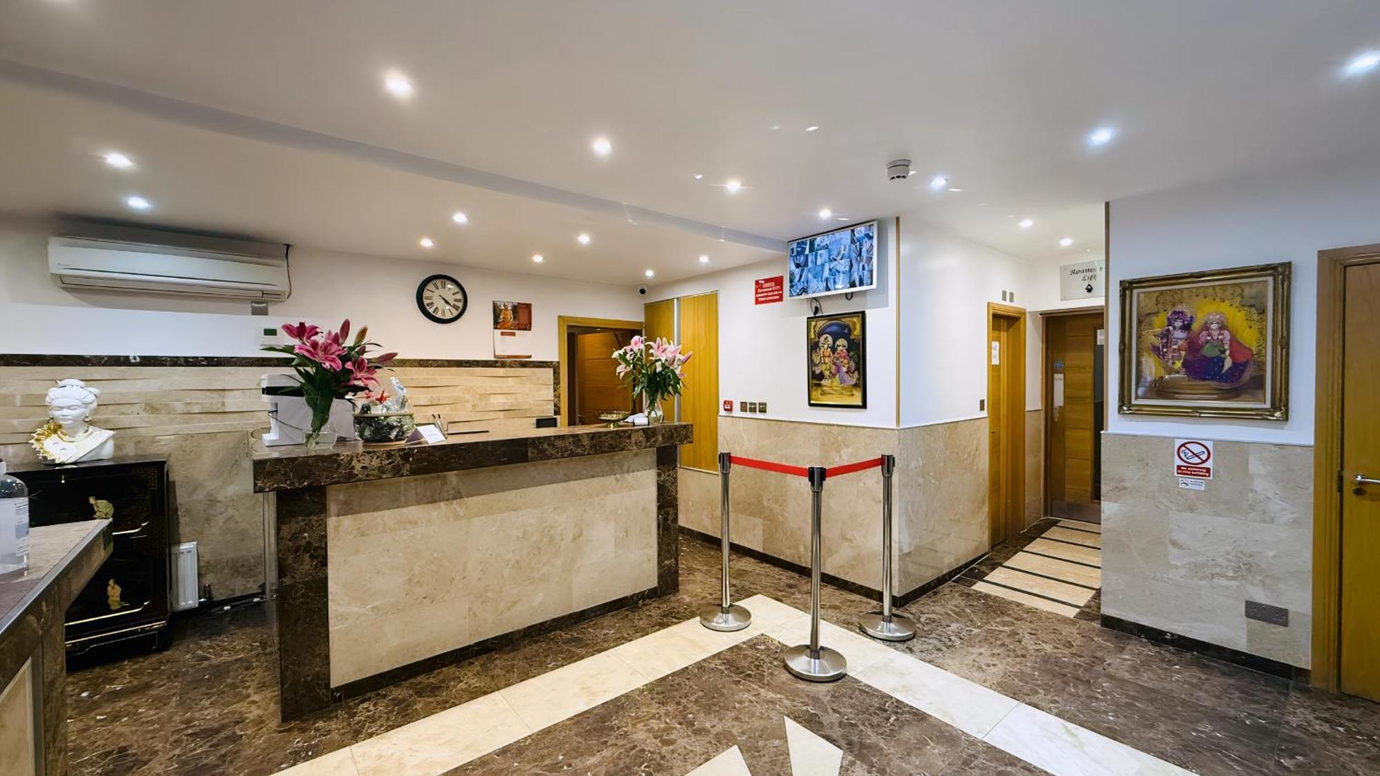Osborne Aparthotel Истборн Екстериор снимка