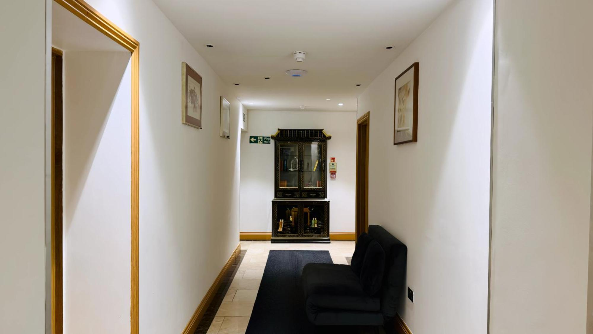 Osborne Aparthotel Истборн Екстериор снимка